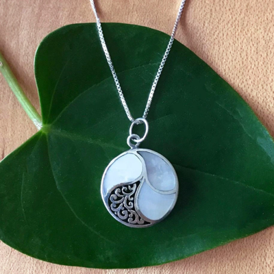 Women's Peace Collection Mother of Pearl Round Sterling Silver Necklace